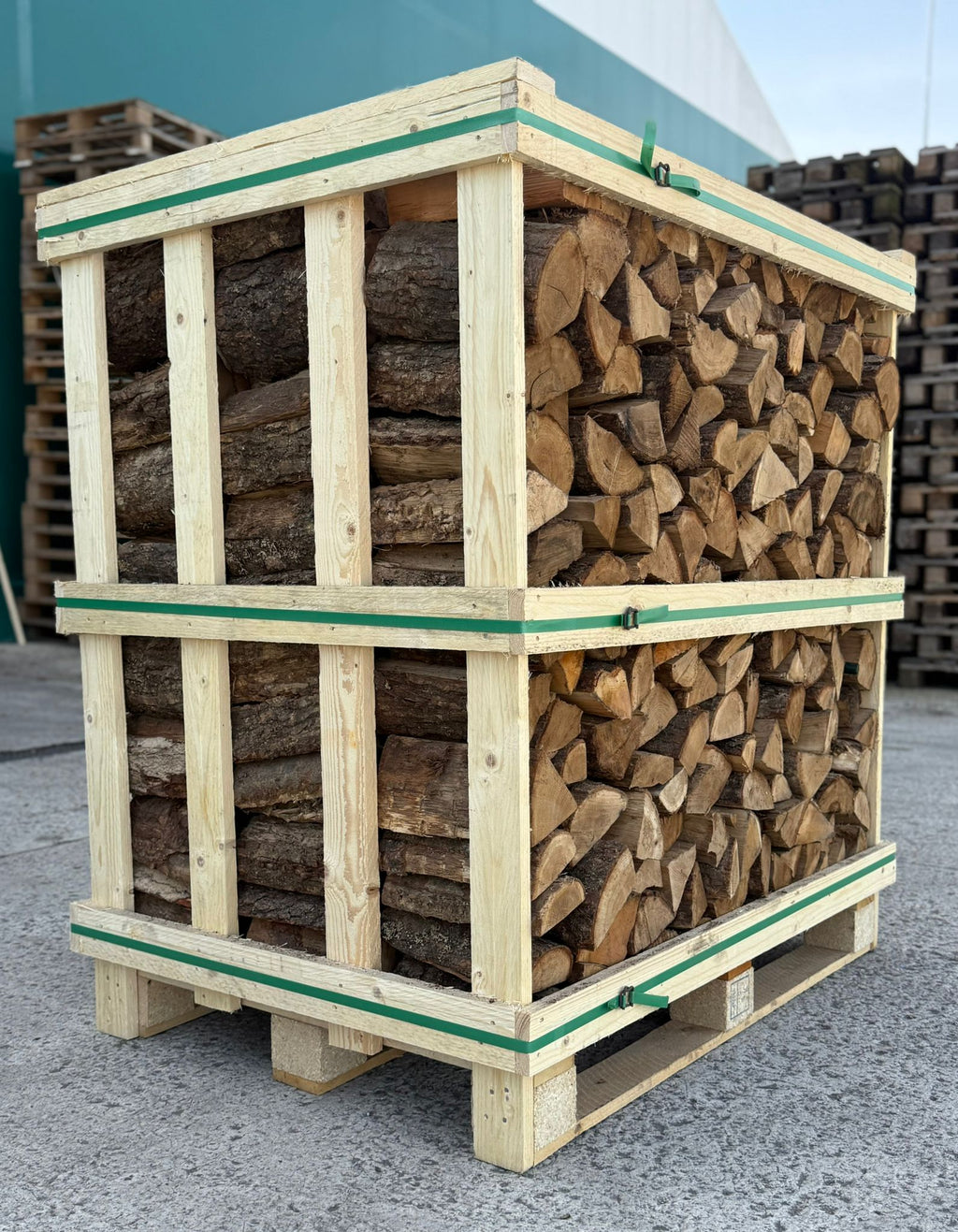 Premium Kiln Dried Hornbeam (Standard Crate)Including Kindling